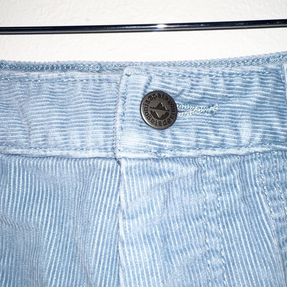 Patagonia organic cotton women’s light blue Corduroy shorts - Picture 5 of 12